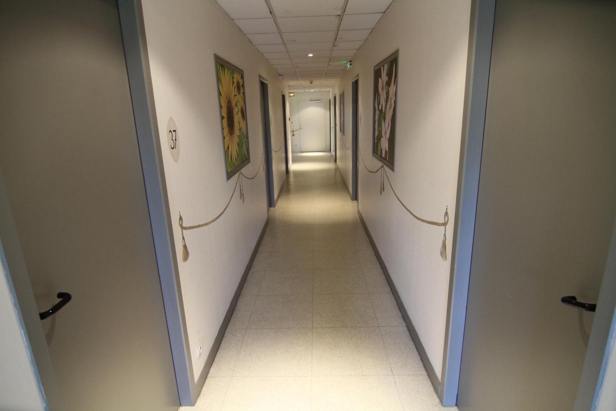Hotel Le Saint Vincent Lyon Sud Vourles Esterno foto